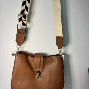 Christina Salvo Casual Chic Caramelo